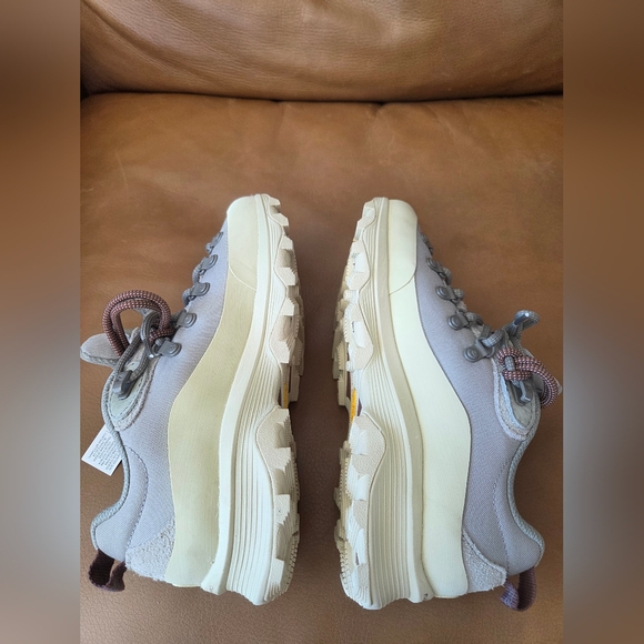 SOLD!!!!!!Merrell Women's Ontario SP Lace In  Aluminum Hiking Shoes - Picture 8 of 10